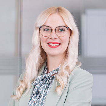 Frau Stella Krupp